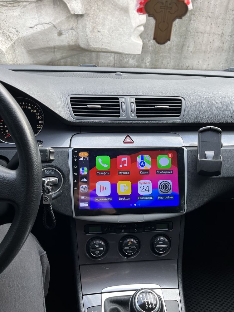 Продам магнитолу  на фольсваген пассат  b6 b7 cc carplay