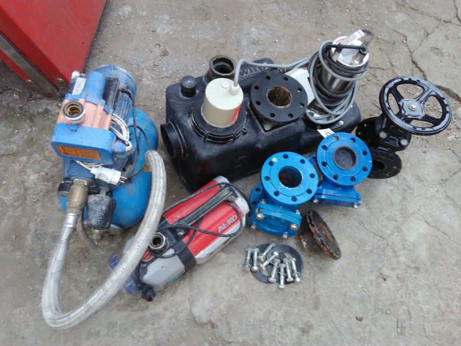 Продаётся клапан обратный, фланцевый ДН 80 с резиновым затвором.