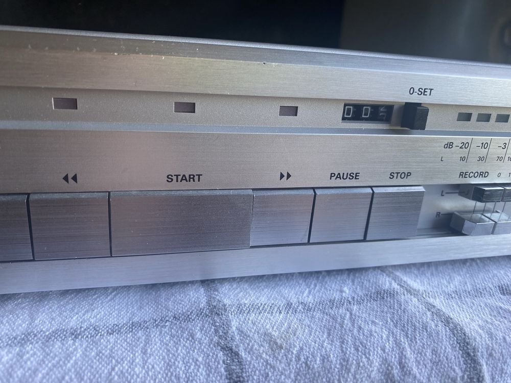 Magnetofon HighFidelity CF30 Grundig