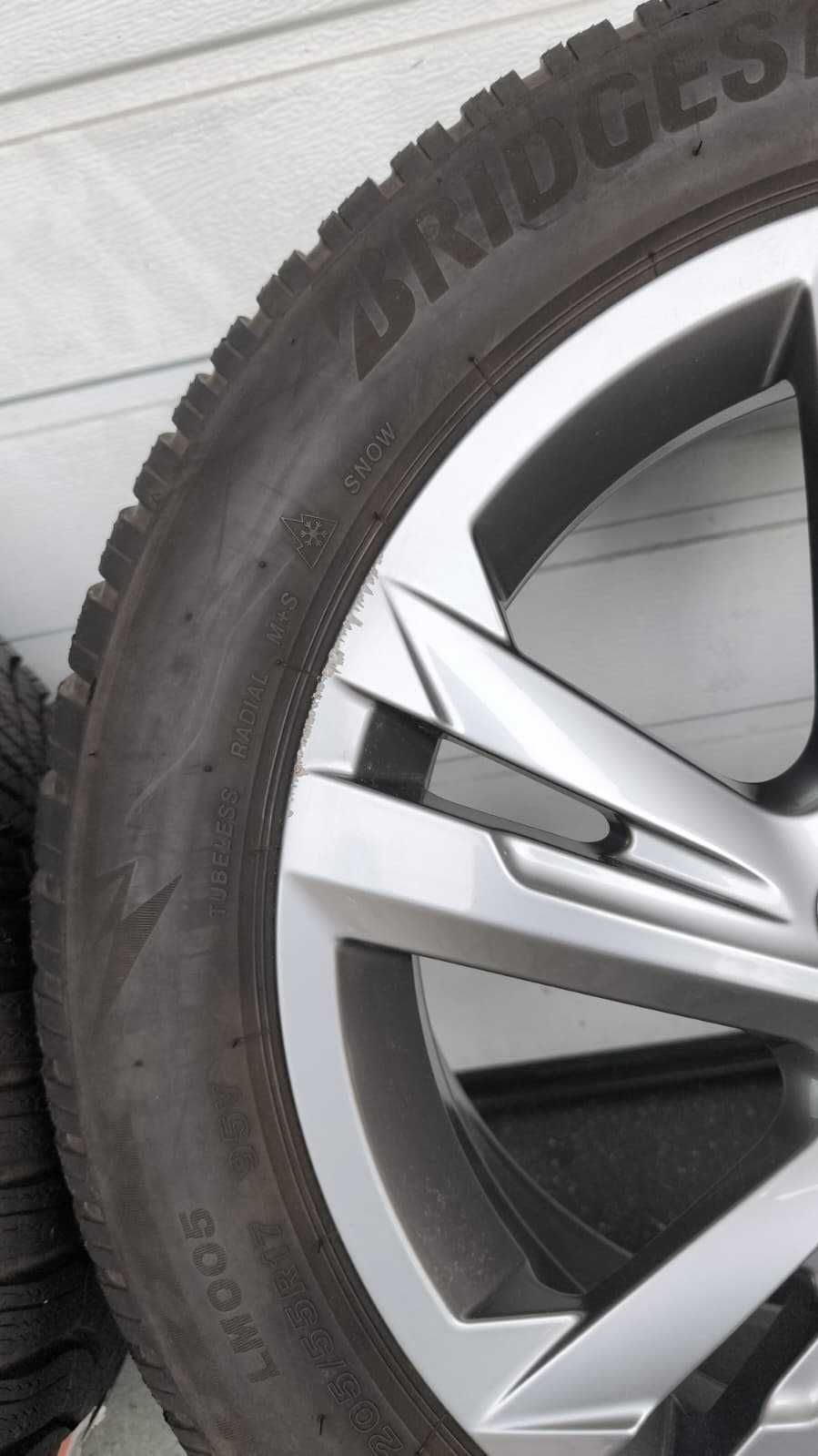 Koła Vw T Cross Skoda Kamiq 17'' 5x100 opony zima 205/55/17 (OL1943)