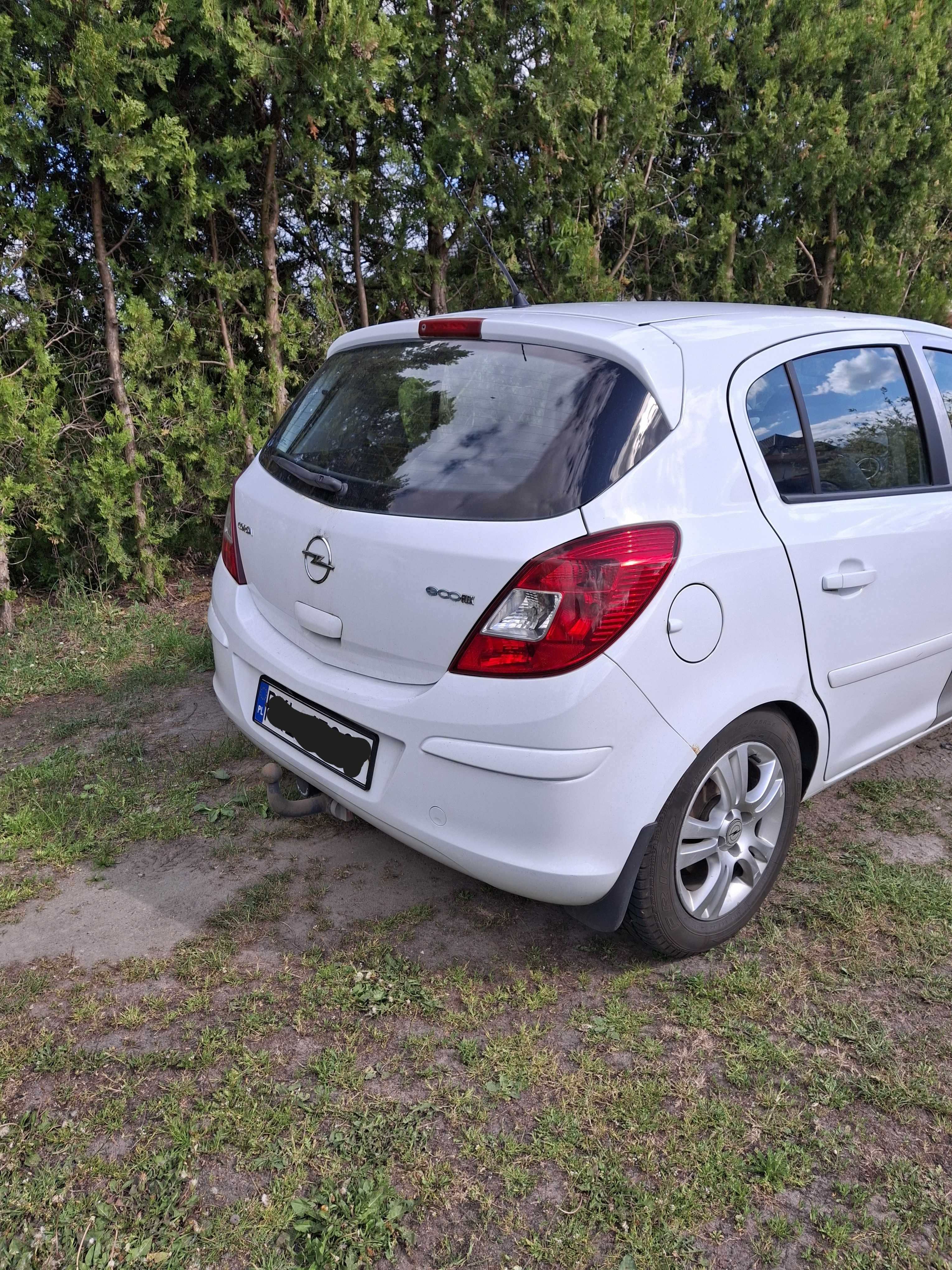 Opel Corsa D 1.4, 2010 r. / BENZYNA + GAZ