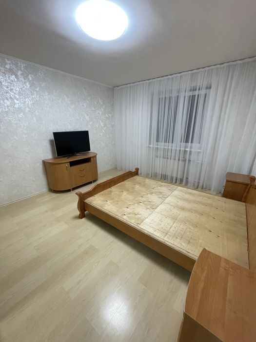 В продаже! Просторная 2-комнатная квартира Заболотного/Сахарова