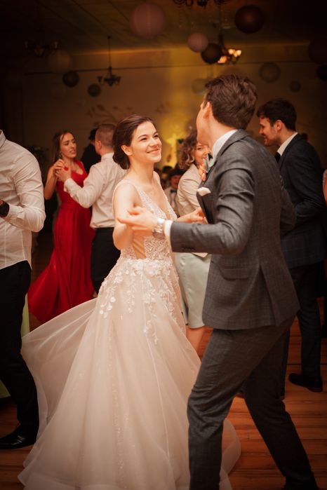 Suknia ślubna 36 38 koronka kwiaty ivory