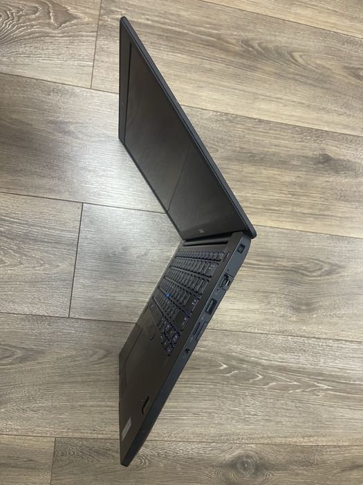 Ноутбук Dell latitude 7480 i5-7300U, 16Гб, 256 Гб, 14" FHD IPS