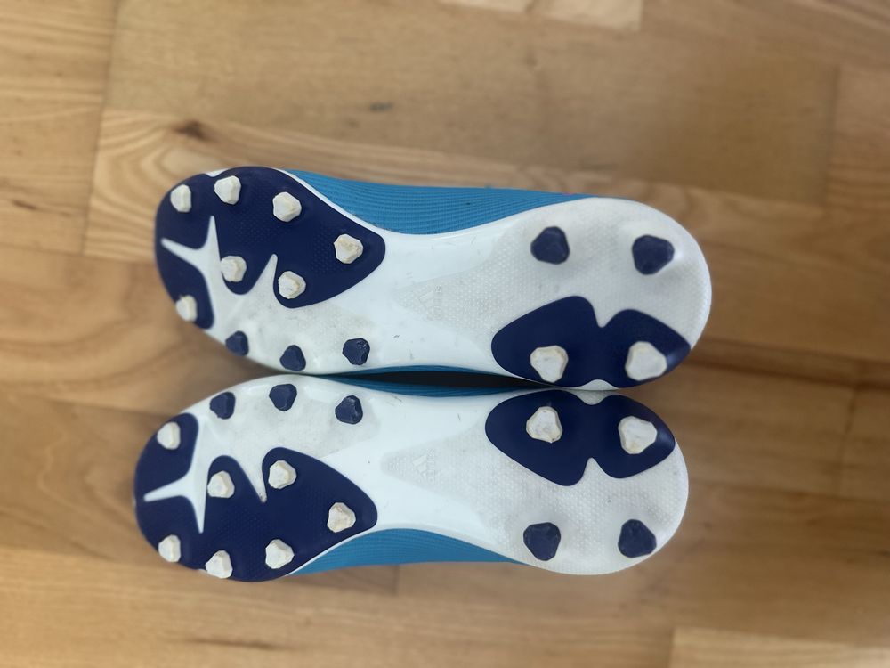Korki ADIDAS  buty do piłki rozmiar 34