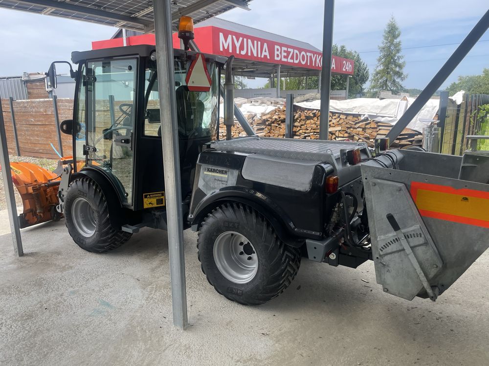 Urzadzenie komunalne Piaskarka Karcher Mic 84 plug kosiarka
