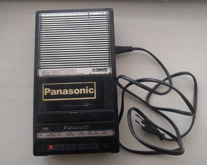 Кассетный магнитофон Panasonic RQ-2104