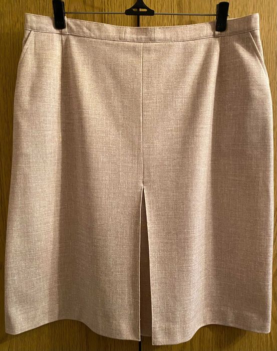 Спідниця фірми "Karelia" (Фінляндія), розмір 48-50.