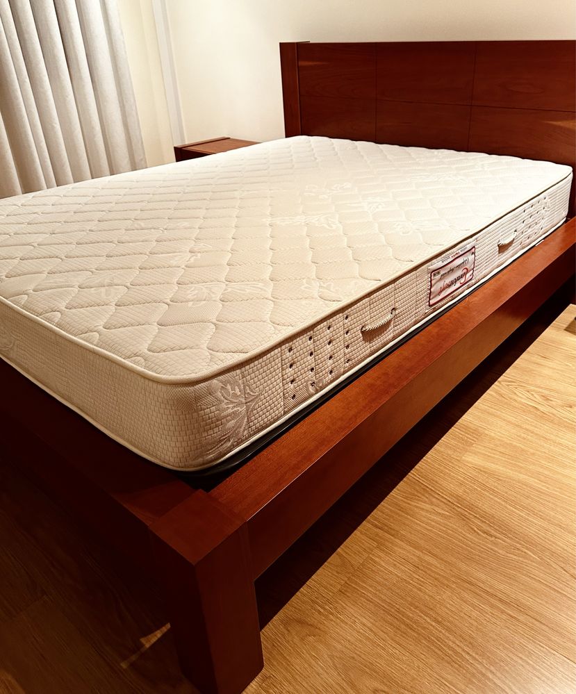 Quarto Cama e Cabeceiras em Cereija Mobilia
