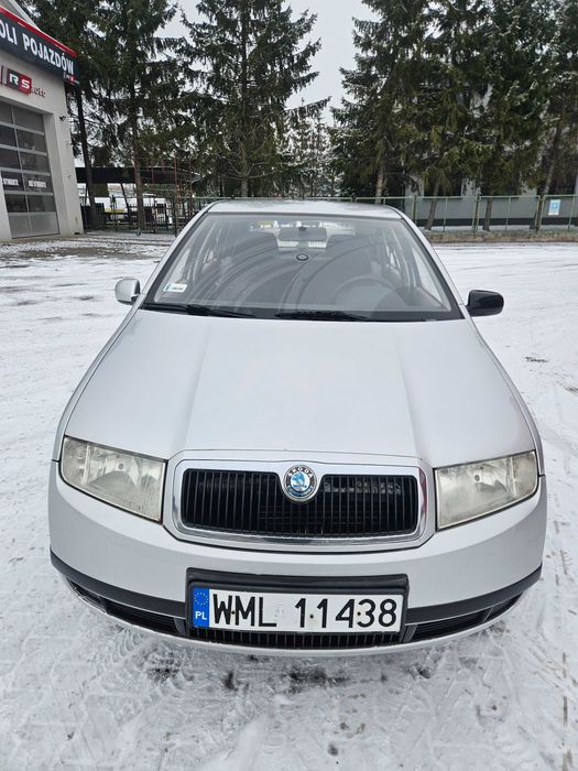 Skoda Fabia 1.4 gaz butla 9 lat nowy przegląd od do maja 2026