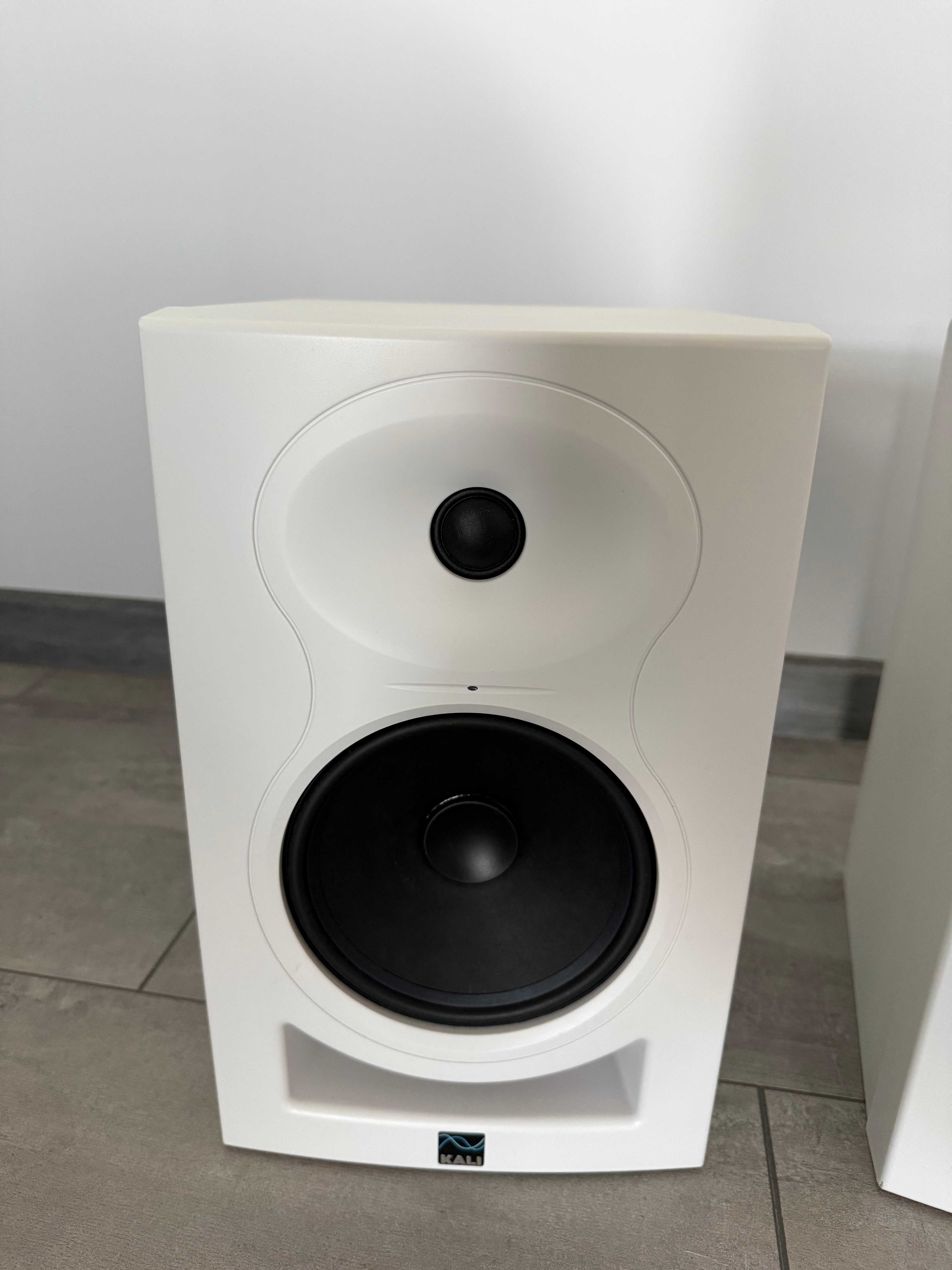 Kali Audio LP-6W V2-EU (2 sztuki) – Monitory odsłuchowe białe (FV 23%)