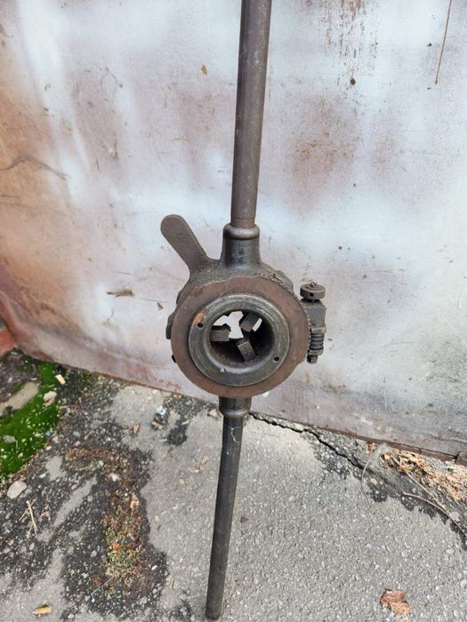 Для нарезки резьбы