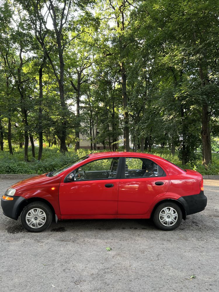 Chevrolet Aveo 1.5 газ/бенз