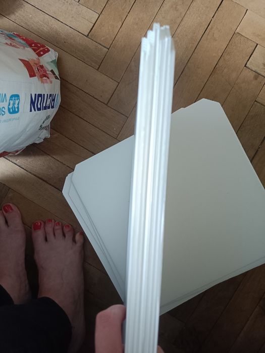 Przekładki do kartonów plastikowe