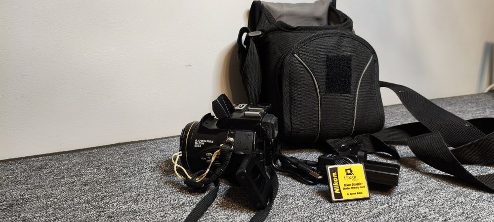 Lustrzanka/ aparat Nikon Coolpix 5700