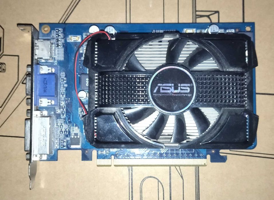Відеокарта Asus GT 240 1Gb