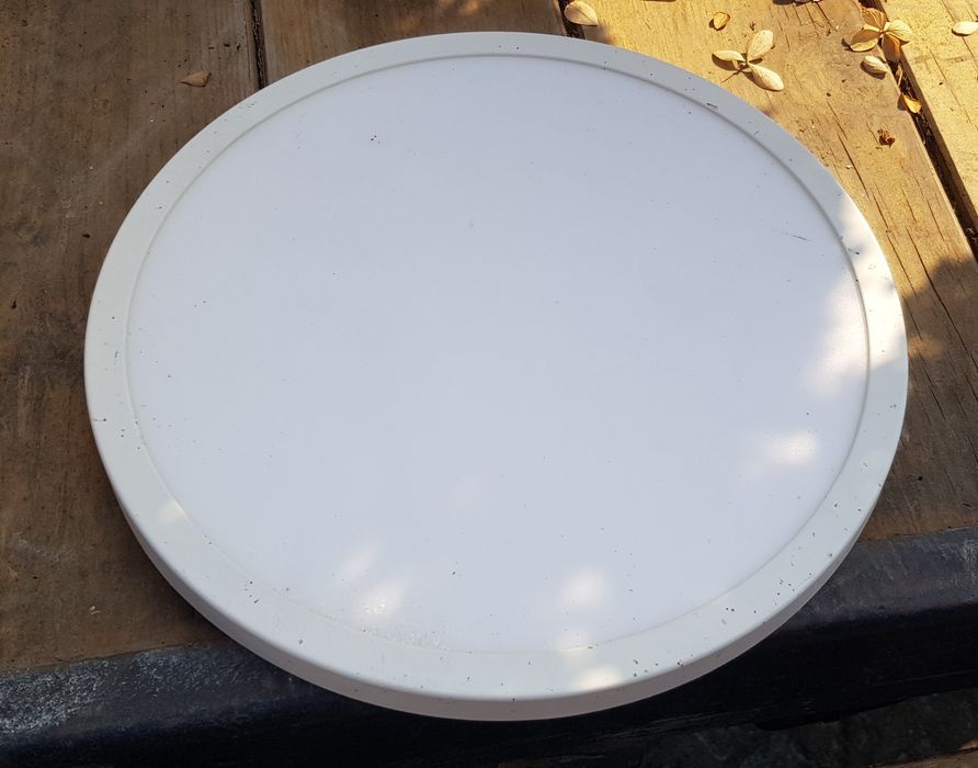 Candeeiros led como novos