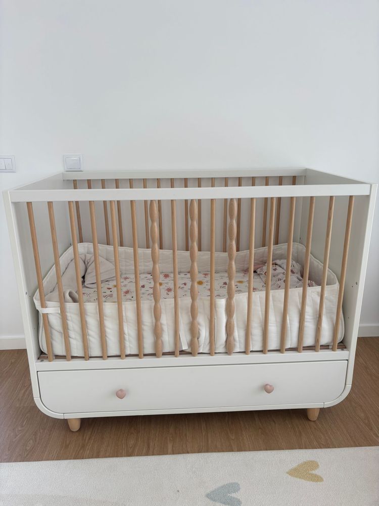 Berço com gaveta IKEA