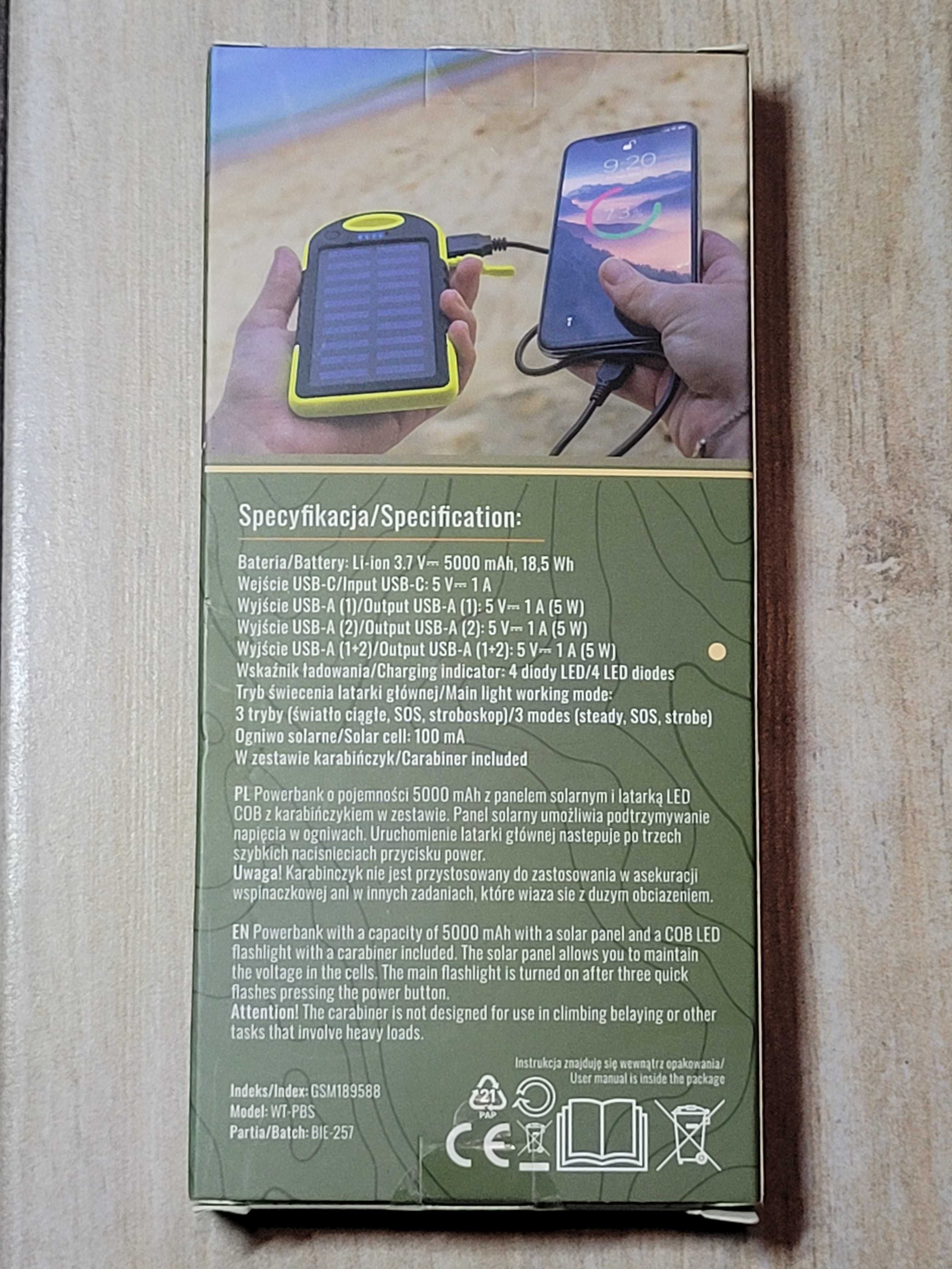 Powerbank solarny z latarką LED 2x USB-A USB-C NOWY