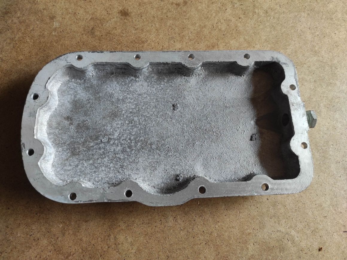 Aluminiowa miska olejowa M72 K750 Ural misa inne części wał silnik