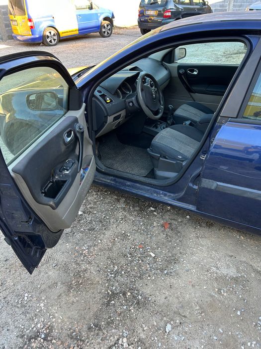 Vendo carro de 2002 gasóleo