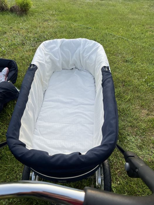 Wózek Emmaljunga wygodny i przestronny