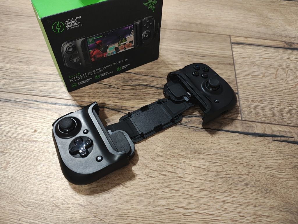 Pad Razer kishi stan idealny USB typ C