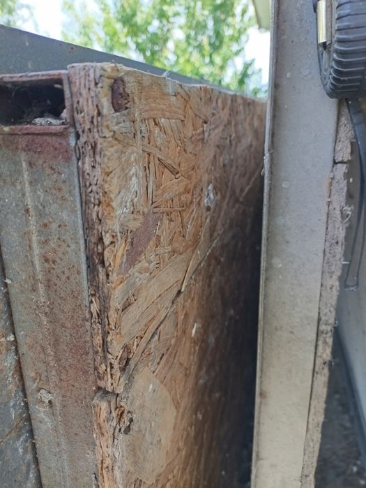 Гаражні ворота,утепленні,без лудки. Розміри на фото.