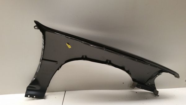 Guarda-lamas esquerdo TOYOTA Hilux II Pick Up (_N2_)