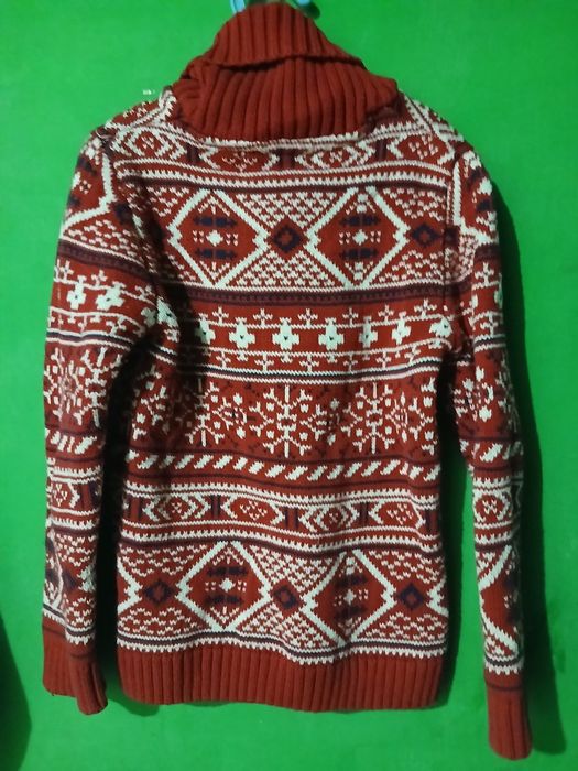 Червоний теплий светр 122 LOGG