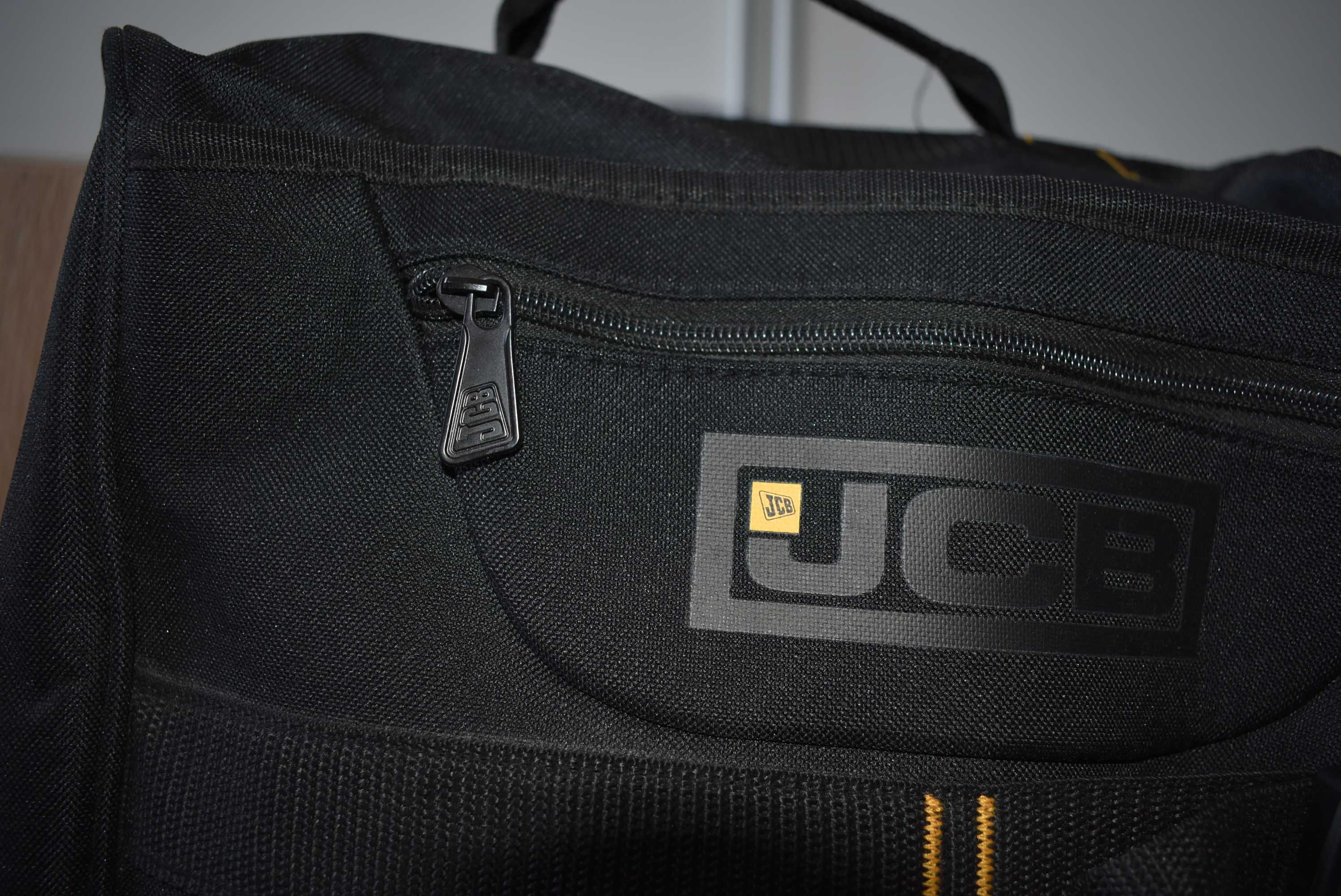 JCB walizka kabinowa na kółkach , bagaż podręczny / jak nowa