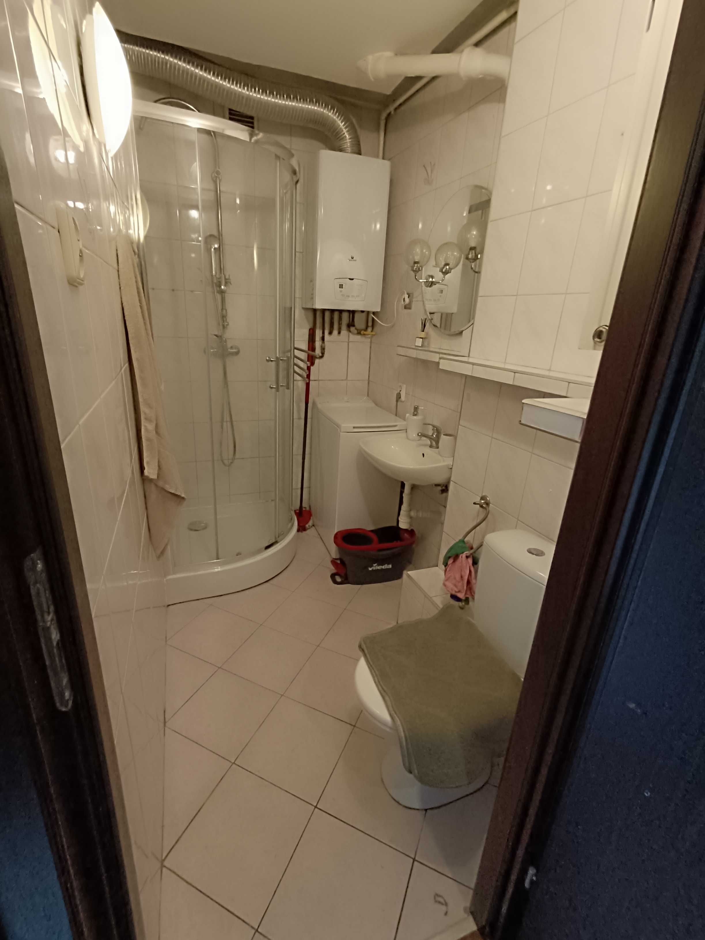 Komfortowe, ciche, jasne mieszkanie z balkonem w centrum. 47,3m2