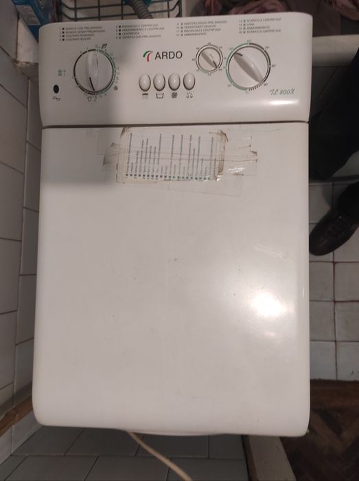 Пральна машина Ardo.