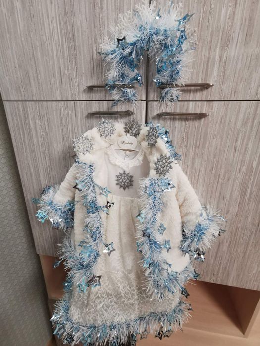 Костюм новорічний,сніжинки,снігуроньки, зими, Єльзи, снігової королеви