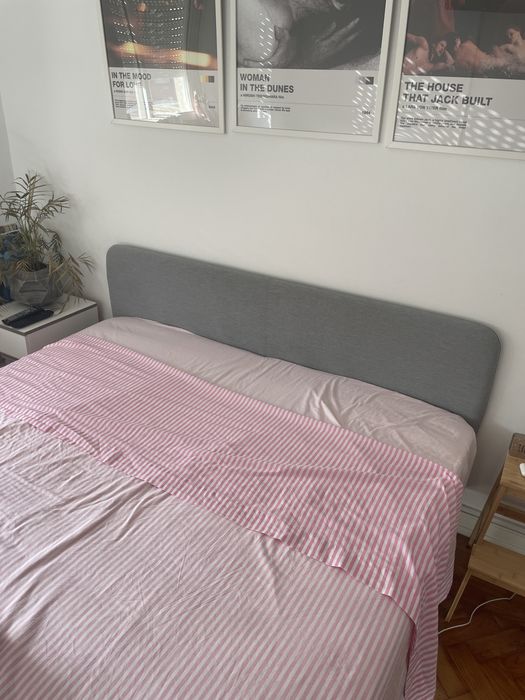 Cama Slattum IKEA cinzenta