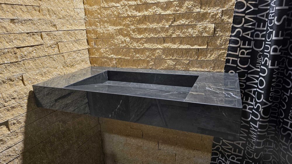 Умивальник з керамограніту,раковина