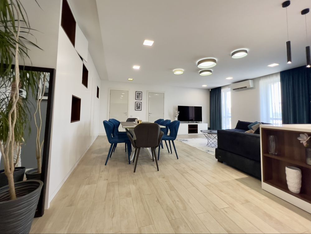 Продаж квартири в жк Жуковський 109 м2 3-х кімнатна