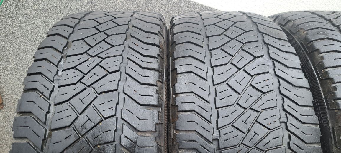 4x 275 55 R20 117T XL General Grabber APT All-Terain 2017r 5/6mm