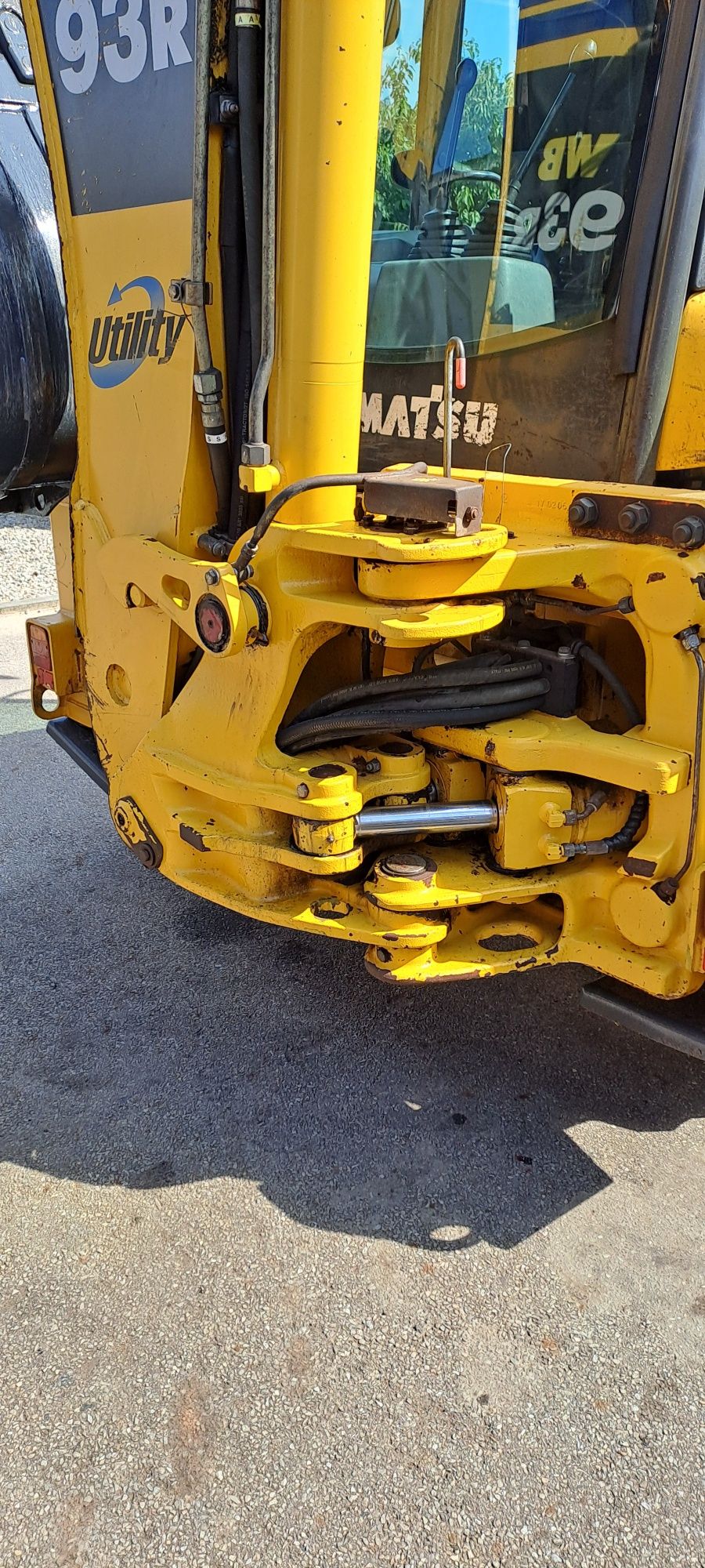 Koparko ładowarka Komatsu WB‑93R‑5