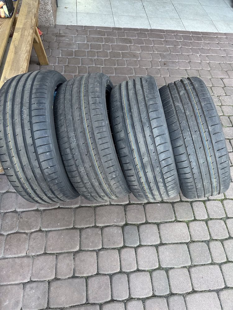 Opony letnie Toyo Proxes 215/45 R18