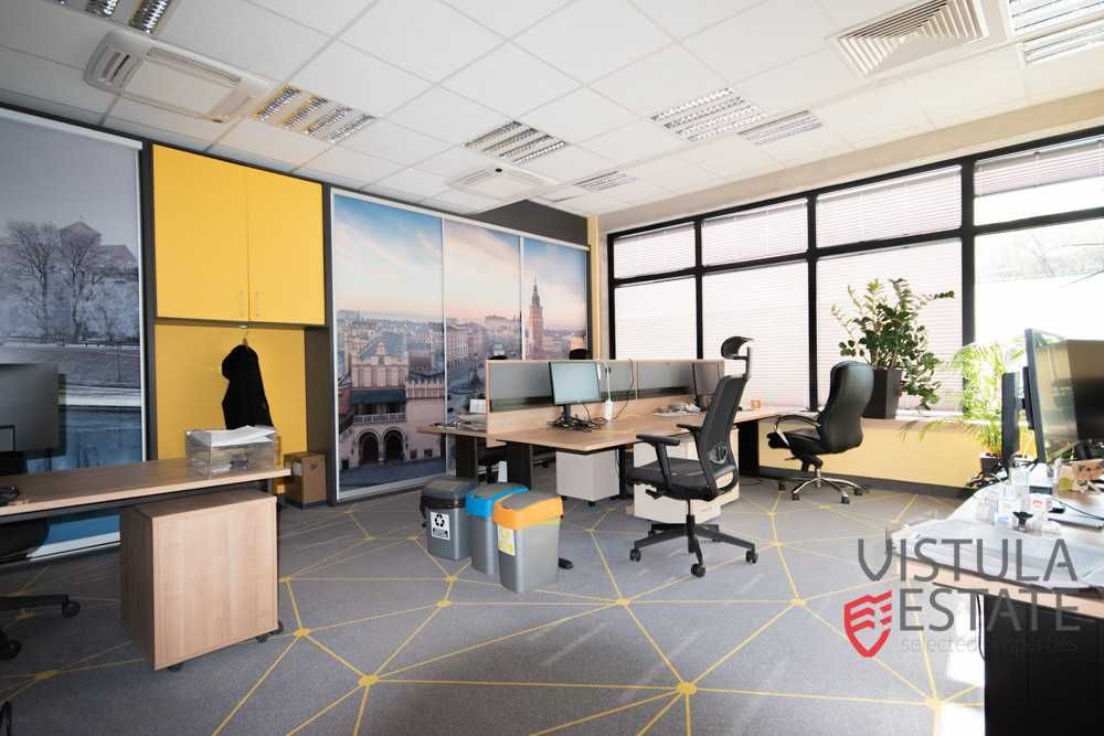 Lokal usługowy na parterze – 293 m2