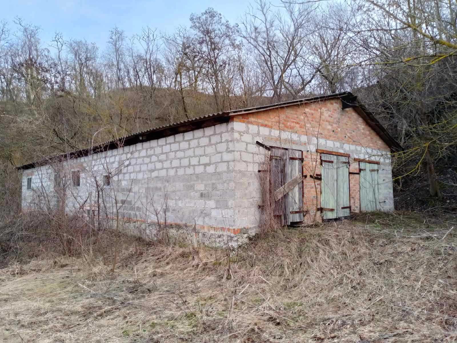 Виробничо-складські приміщення Чорнобаївський р-н м. Ірклієв