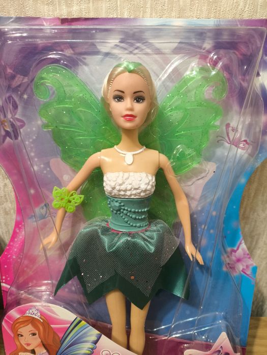 Барбі, лялька фея