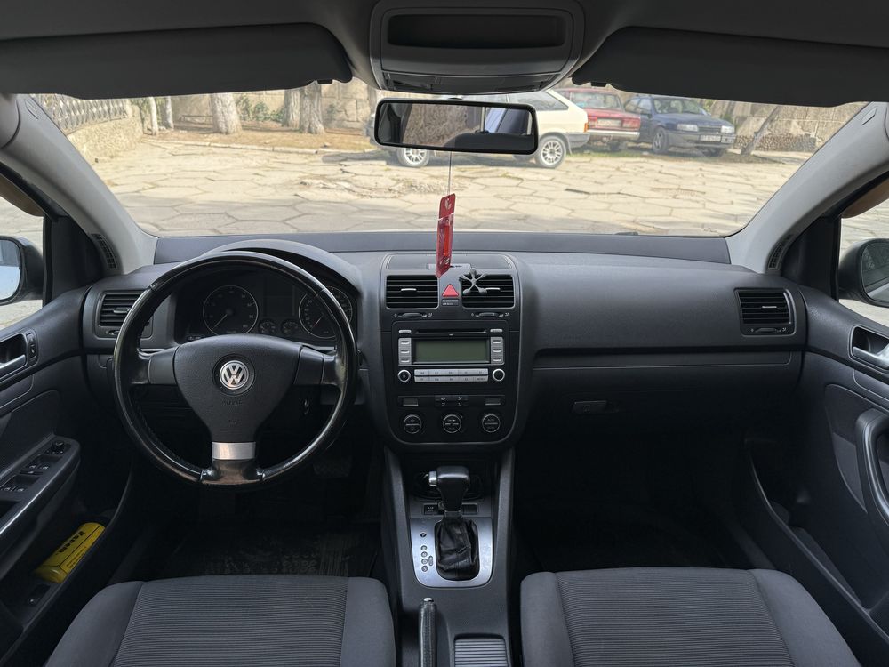 Продам Volkswagen Golf 5