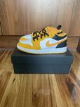 Jordan 1 Low Taxi University Gold Black 39 40