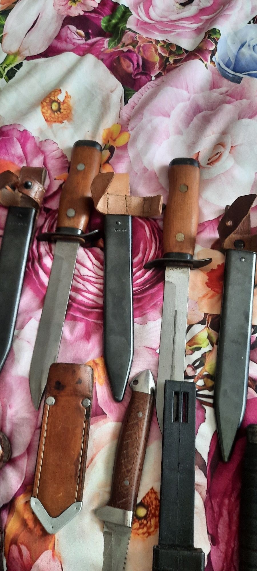 Noże wz 55 i wz 92 w dobrym stanie