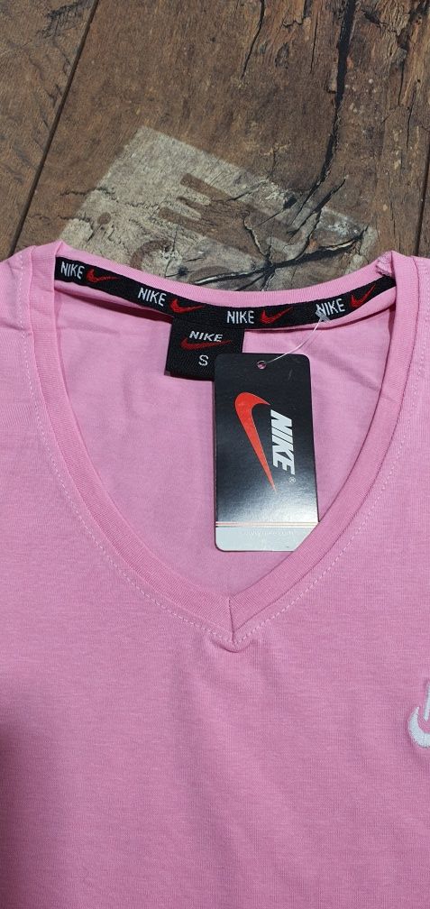 Rózowa koszulka damska bluzka bawełna premium łyżwa nike S