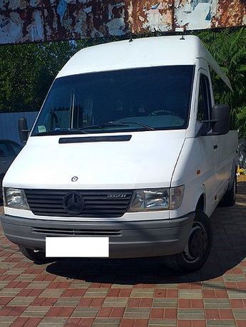 Лобовое стекло Mercedes Sprinter