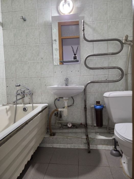 Продам 3 кім. квартиру.Вул.Харківська.Є відновлення