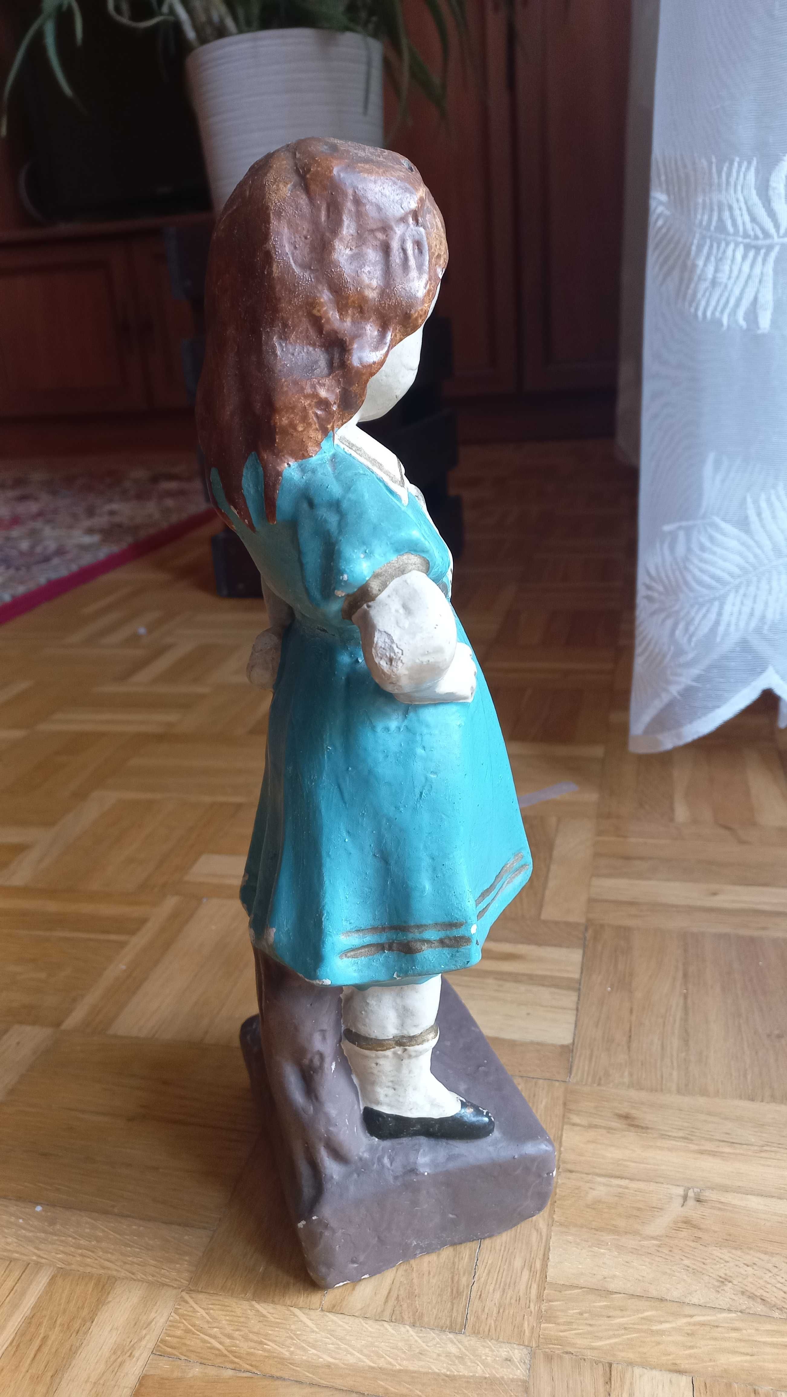 Figurka gipsowa dziewczynka w sukience * wysoka